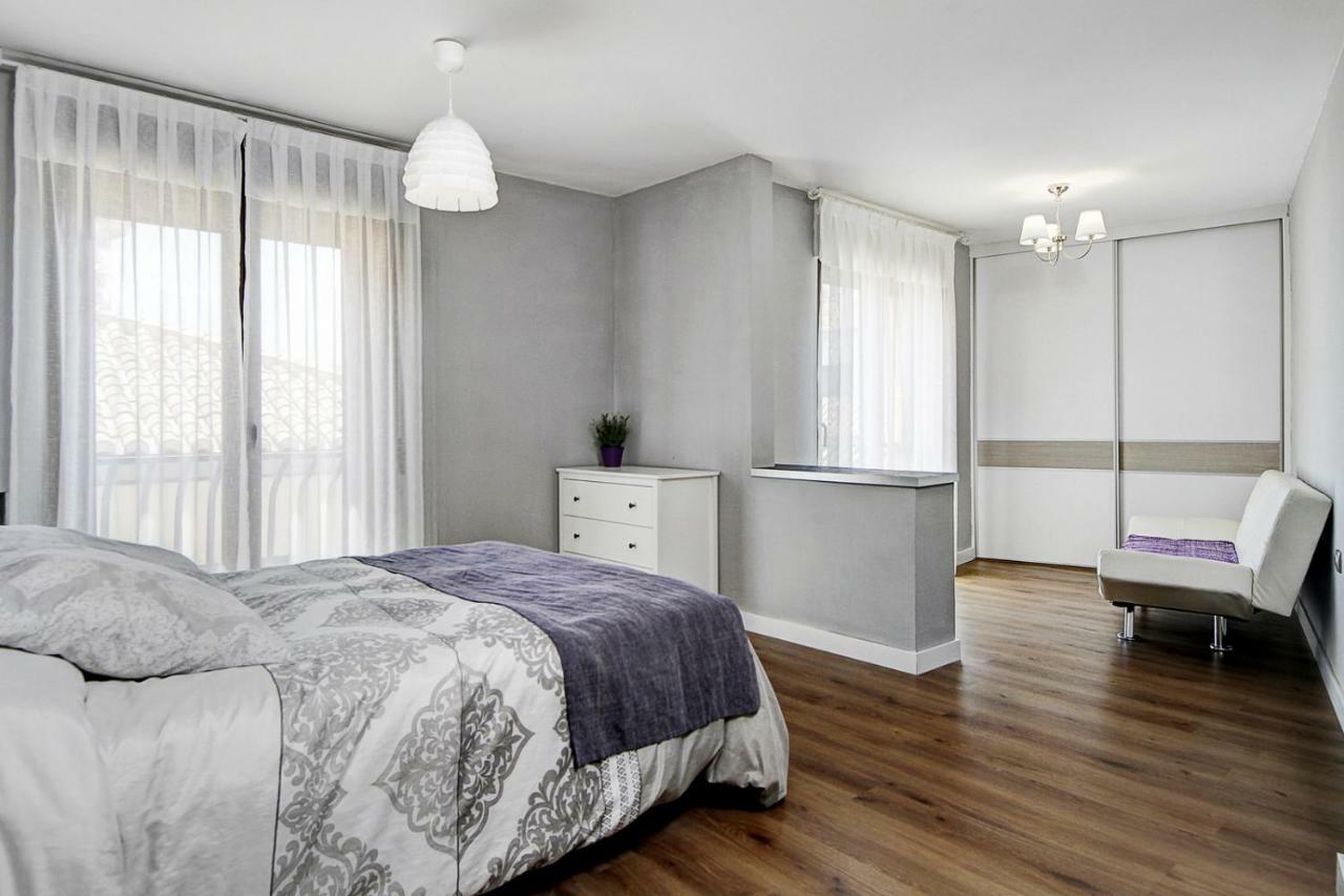 Catedral Lujo Parking Gratis Apartment Granada Ngoại thất bức ảnh