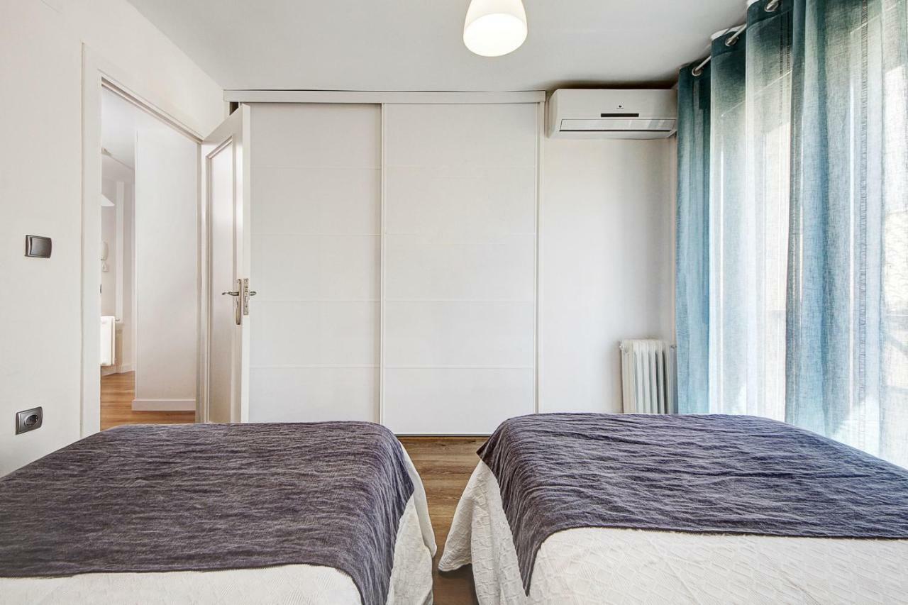 Catedral Lujo Parking Gratis Apartment Granada Ngoại thất bức ảnh
